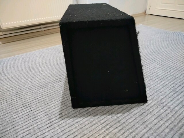 ZEUS 30 cm 1400 W 400 RMS SUBEOOFER KABİNLİ