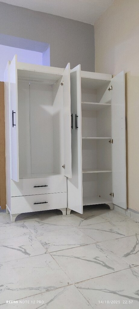 4 kapılı büyük boy elbise dolabı sıfır ürün Siirt merkez - 9