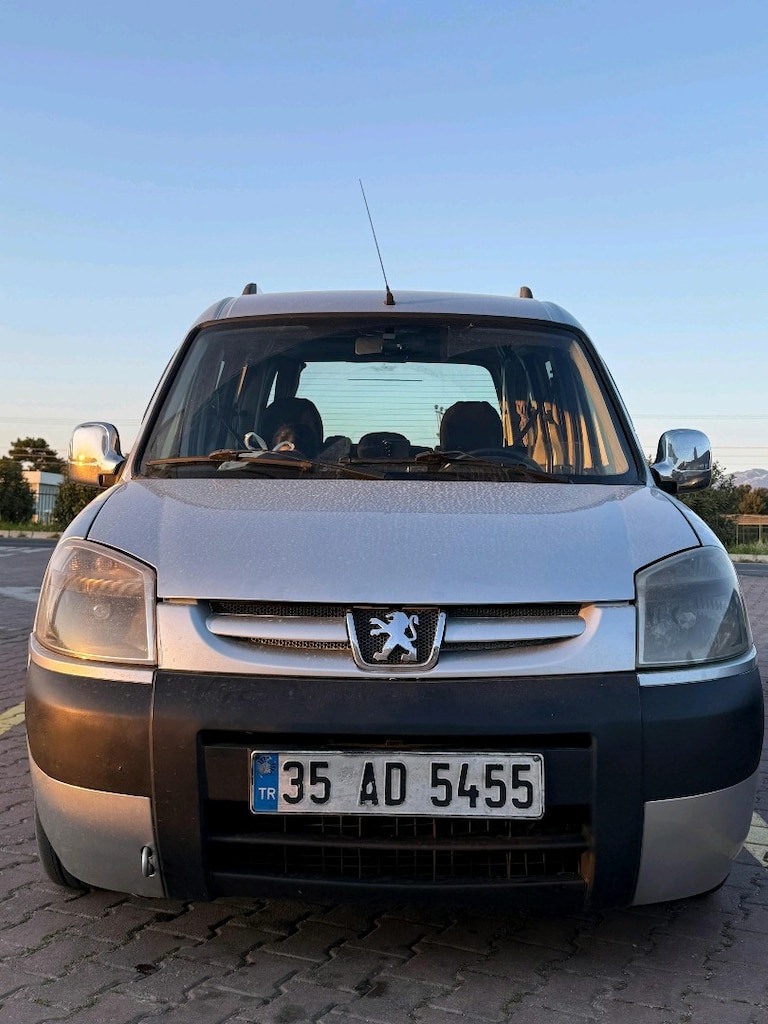 MASRAFSIZ - SANDIK MOTORLU - SIFIR BOYALI PEUGEOT PARTNER 2.0 HDI