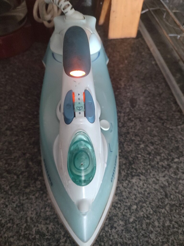 Philips markasıyla ütü - 3