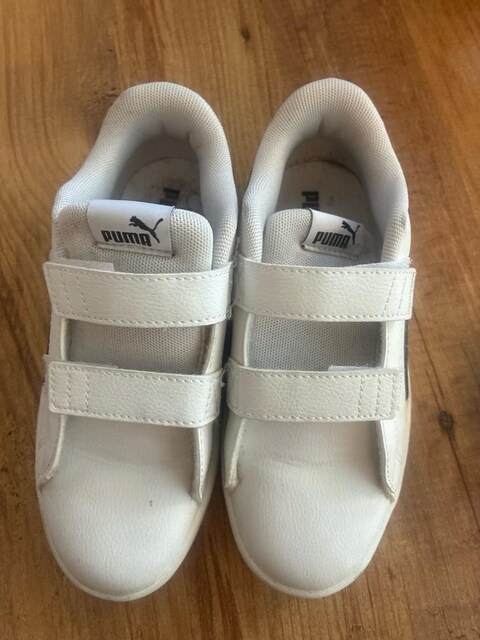 Puma 33 numara hiç giyilmemiş ayakkabı.