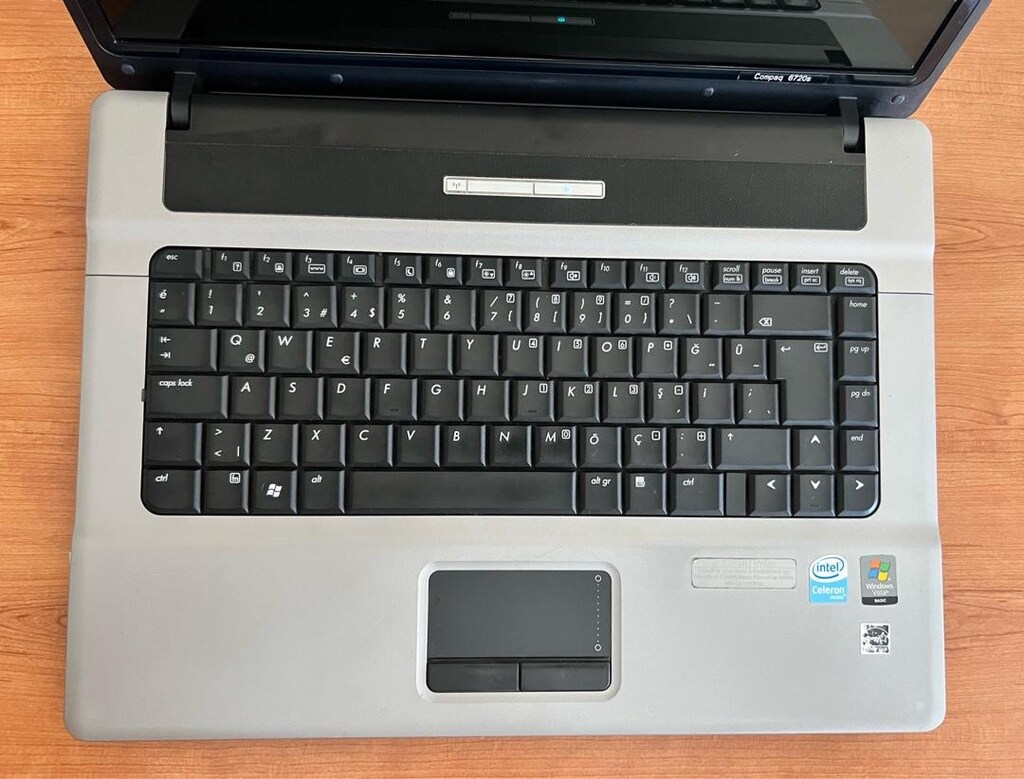 HP Compaq 6720s - 3