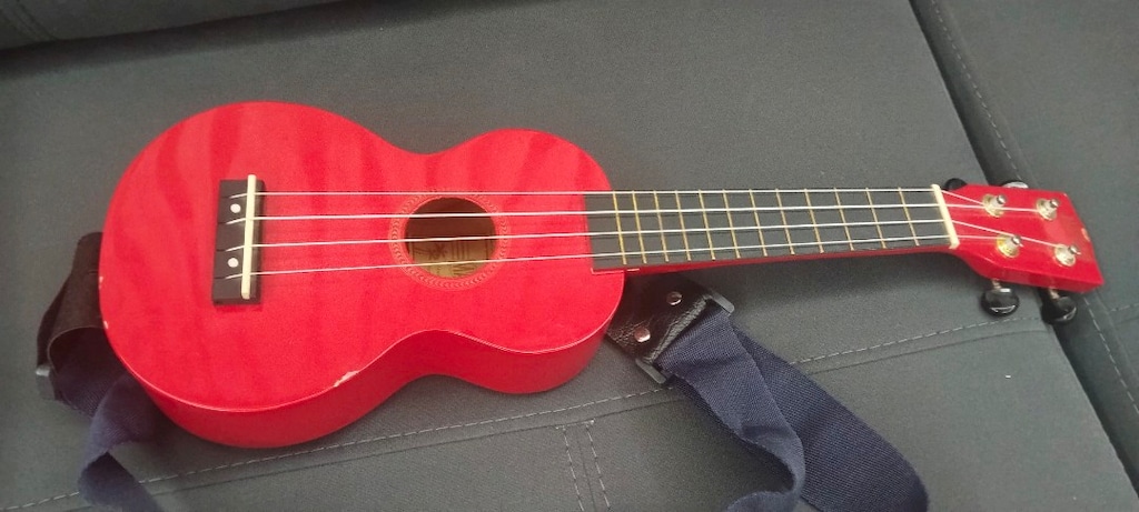 ukulele - 3