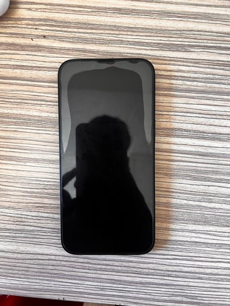 6 aylık temiz iphone 16e 128GB - 2