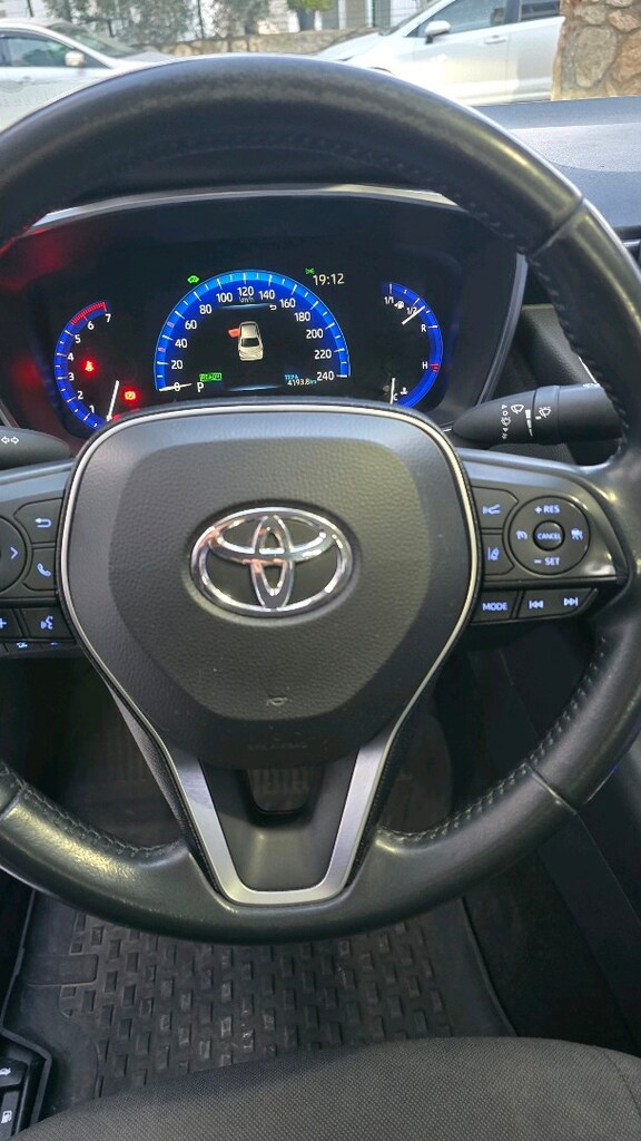 Toyota Corolla - 8