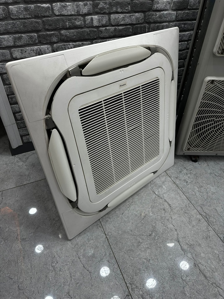 # KAYANLAR SOĞUTMA # 48 BTU DAIKIN INVERTER 12 AY GARANTİLİ 220V - 7