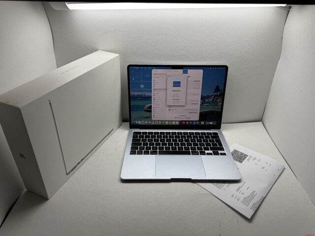 MACBOOK AİR 2025 M4 İŞLEMCİ 256 NVME KUTU + FATURA
