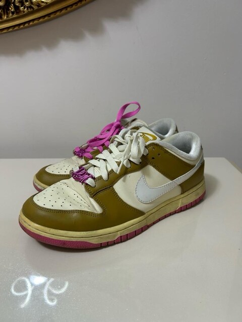 Nike Dunk Low SE Kadın Spor Ayakkabısı