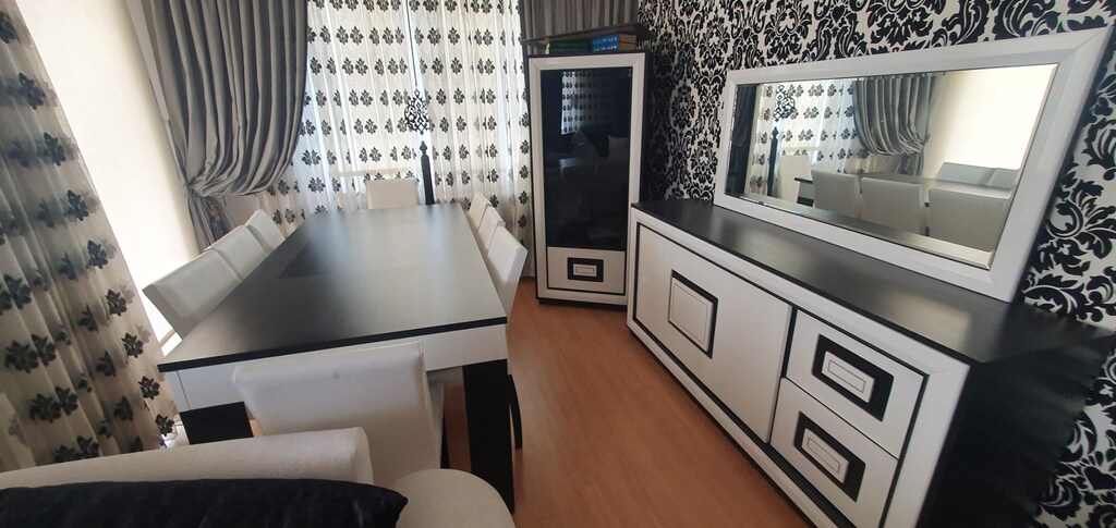 Komple Siyah Beyaz Salon Takımı +Gizli Bölmeli 10 KİŞİLİK Yemek Masası - 10