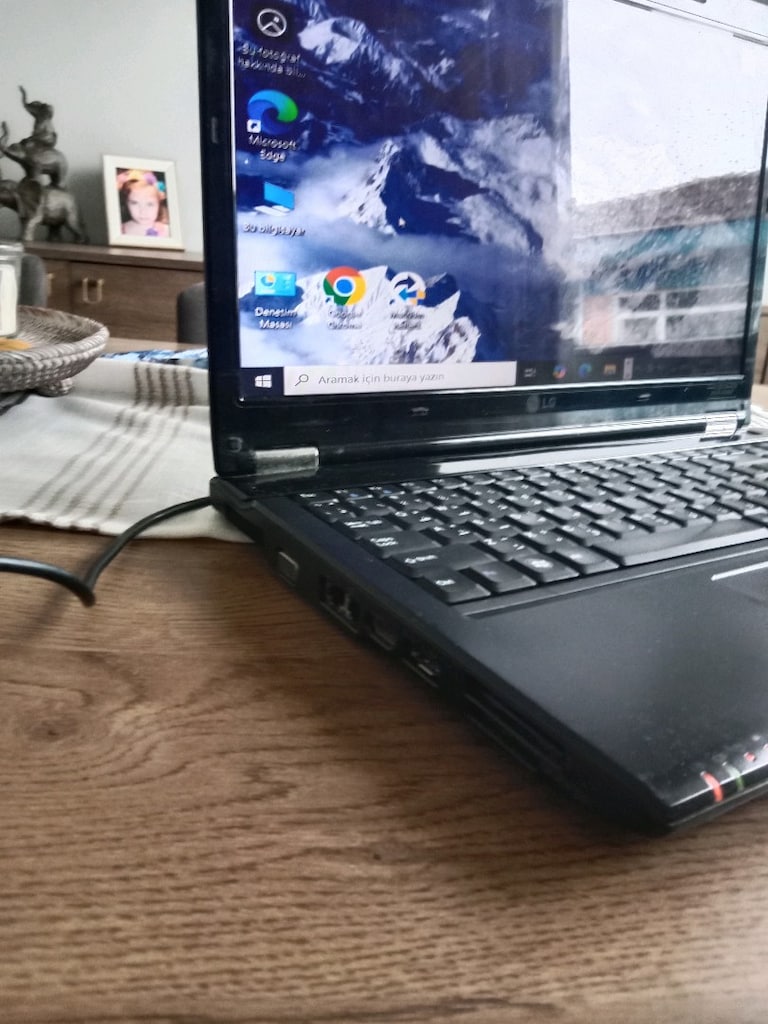 LG R 580 temiz - 2