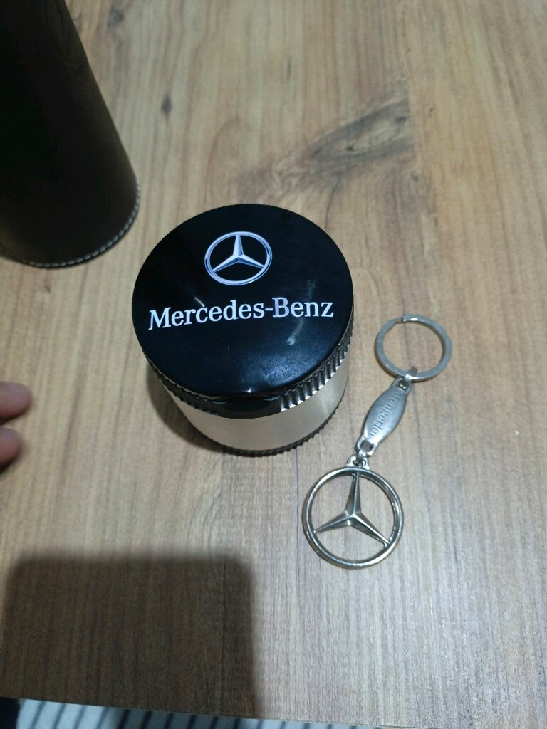 mercedes termos anahtarlık ve ışıklı küllük - 2