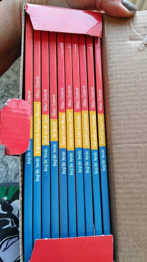 beşi bir yerde hikaye kitabi seti - 2