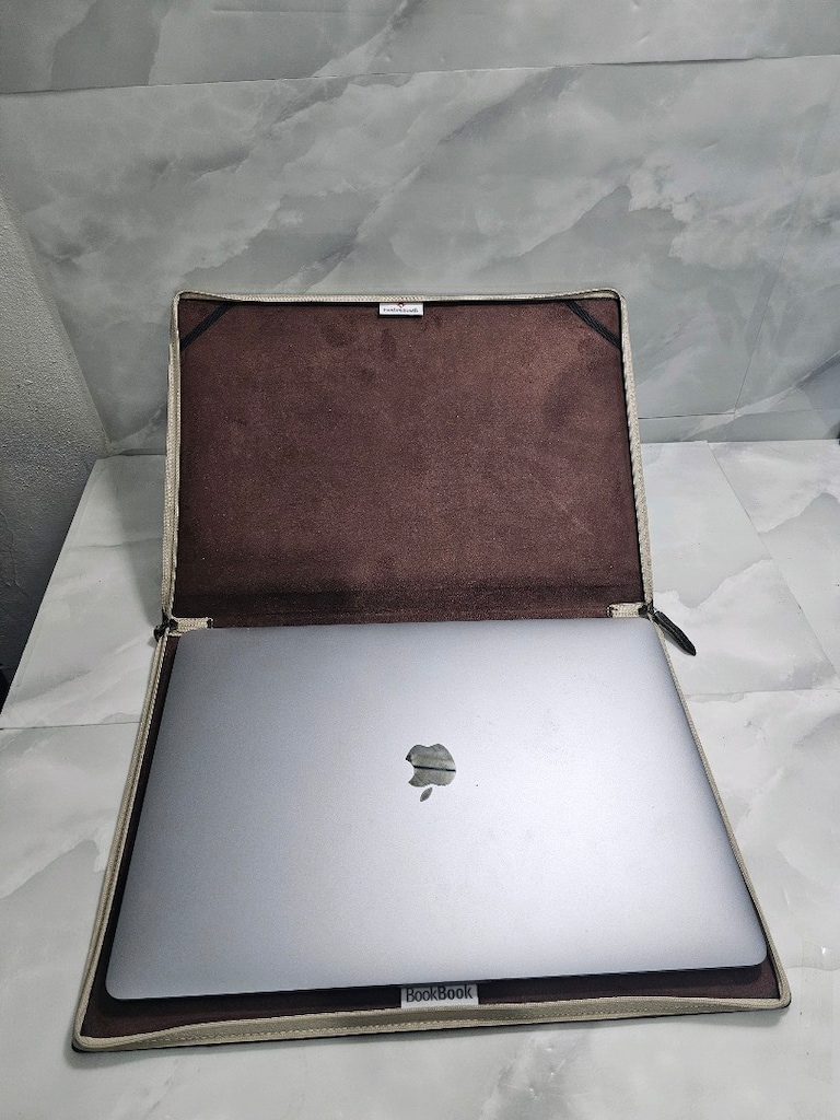 Macbook Pro i9 32GB Ram 2TB SSD 15 inç YD Klavye - 8