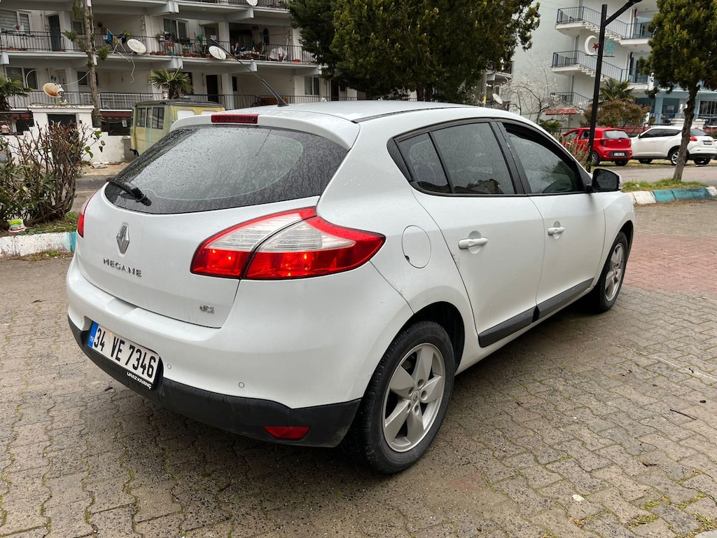 Renault Megane 2010 1.5 DCİ Expession paket Manuel - 4