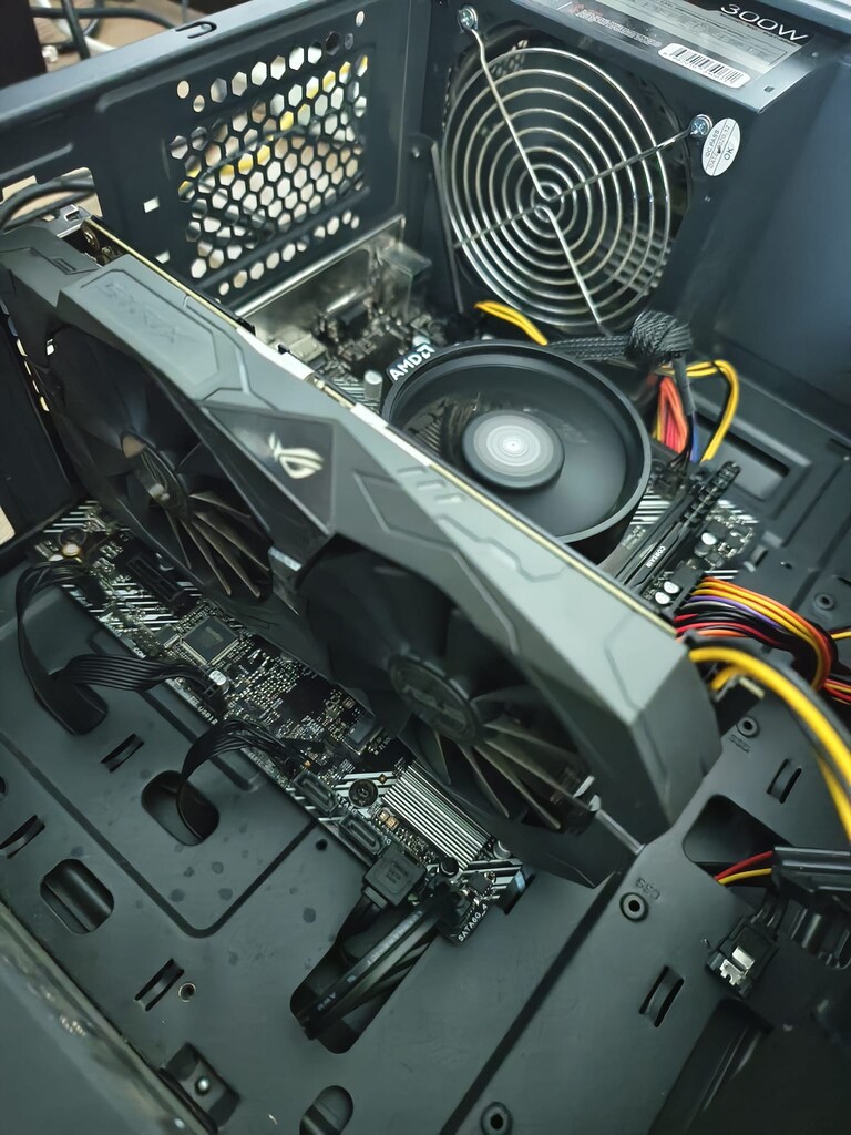 RYZEN ISLEMCI - ASUS ROG GTX 1050 - 8 GB DDR4 - 14