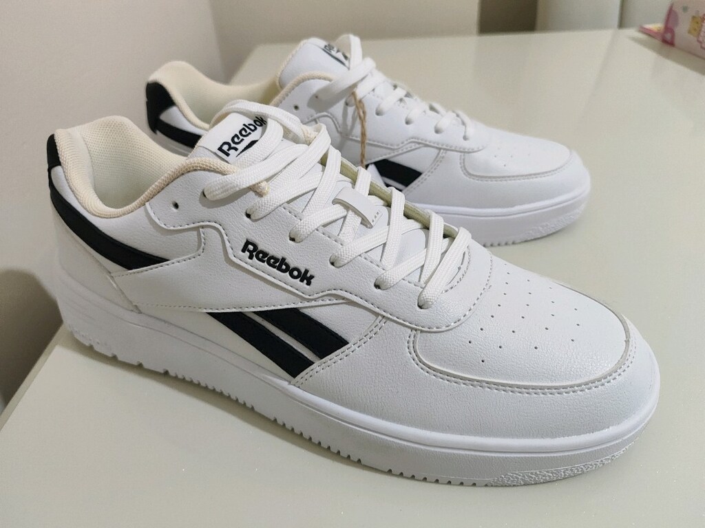 sıfır Reebok beyaz ayakkabı - 2