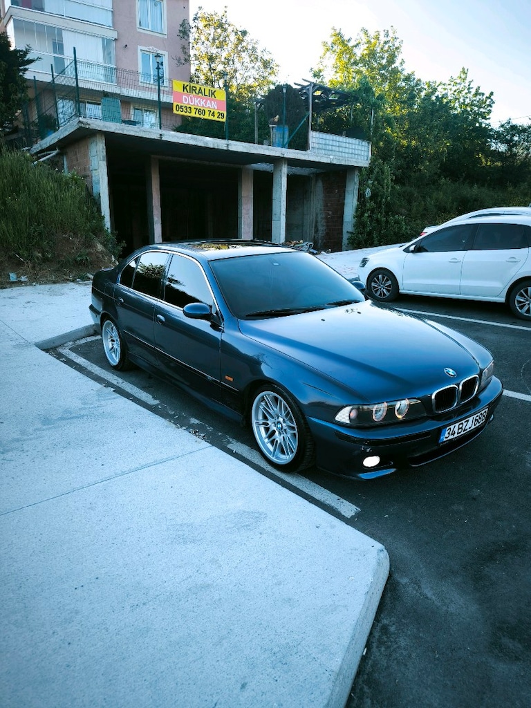 BMW 5.30i - 8