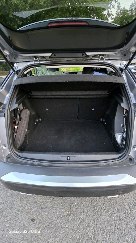 Peugeot 2008 - 12