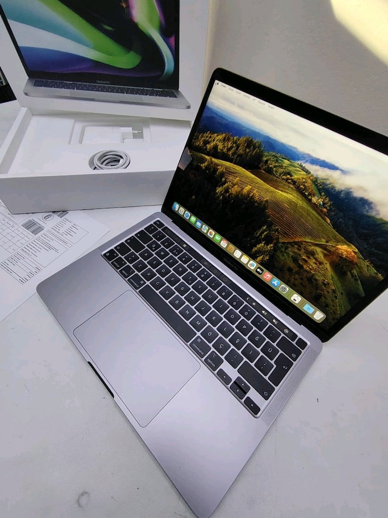 MACBOOK PRO M2 8GB RAM 256GB SSD PİL DEVRİ SADECE 34 TOUCBARLI - 4