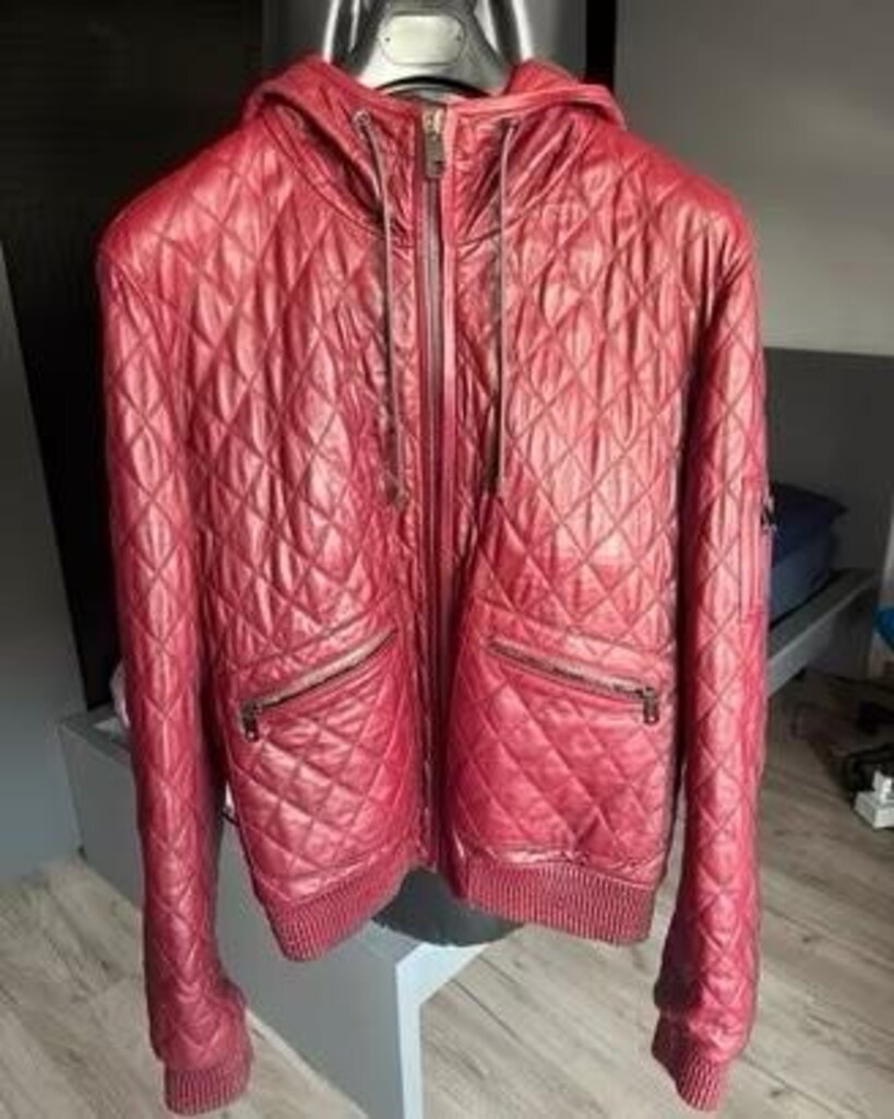 Dolce & Gabbana marka kapüşonlu bordo deri bir mont - 4