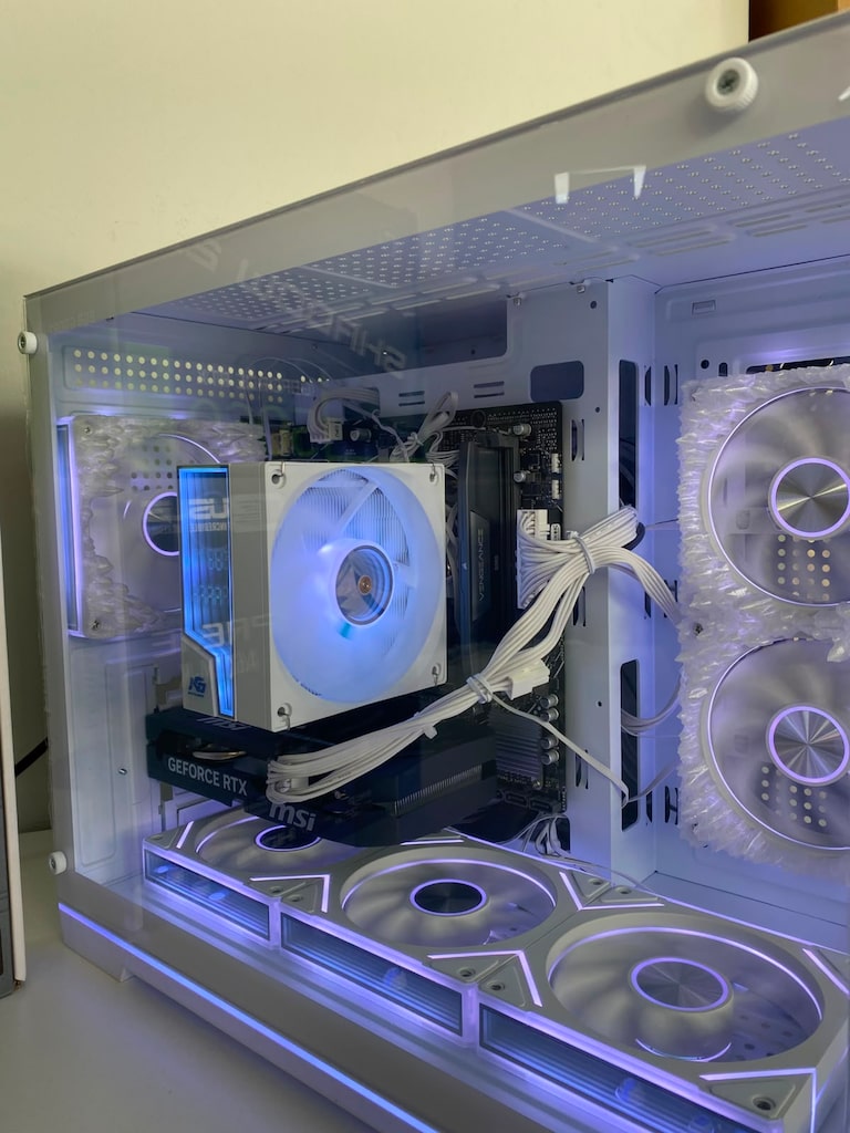 SIFIR RYZEN 5 7600-RTX 5060'LI GAMİNG KASA - 7