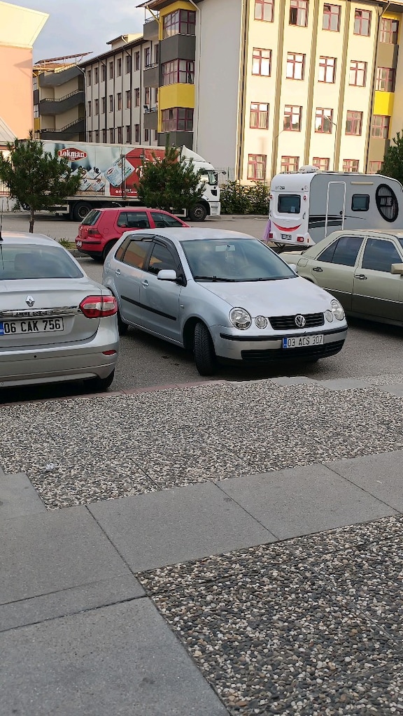 2 yıllık memur sahibinden bakımlı araç pahalı piyasaya inat - 2