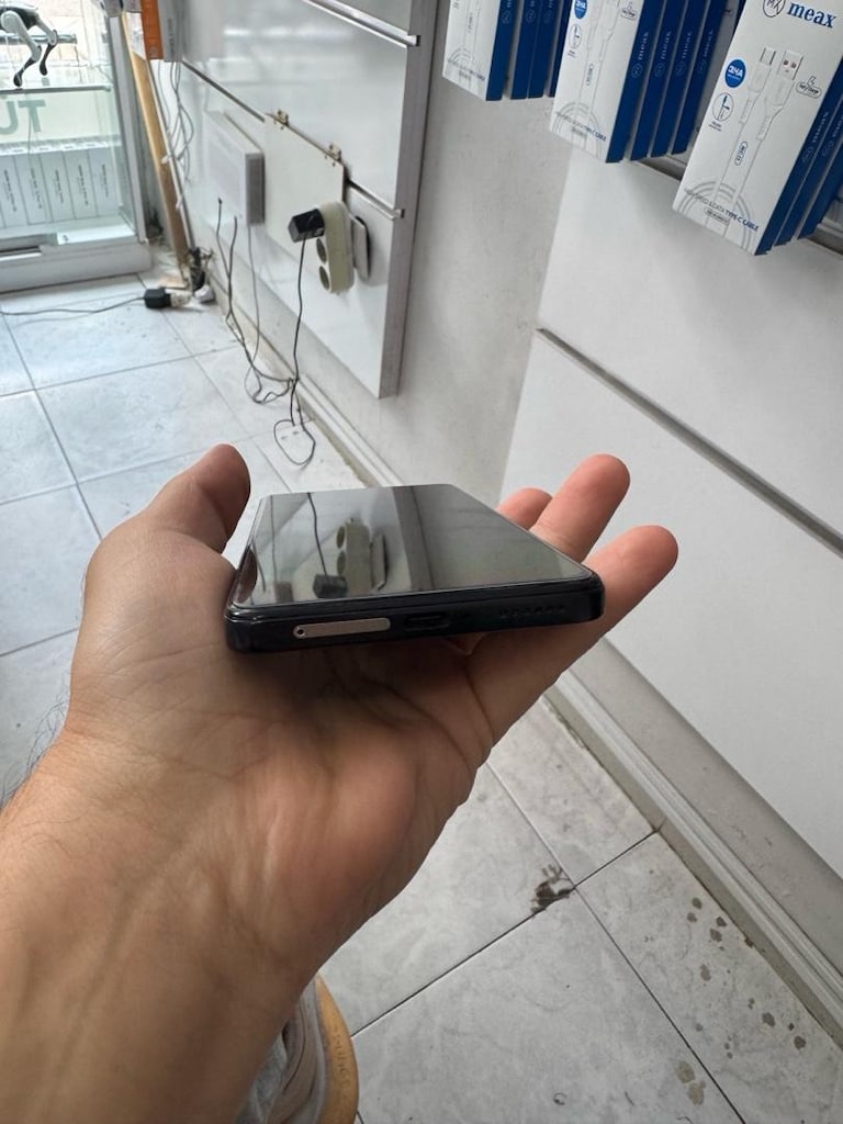 REDMİ NOTE 12 PRO 256 GB - 4
