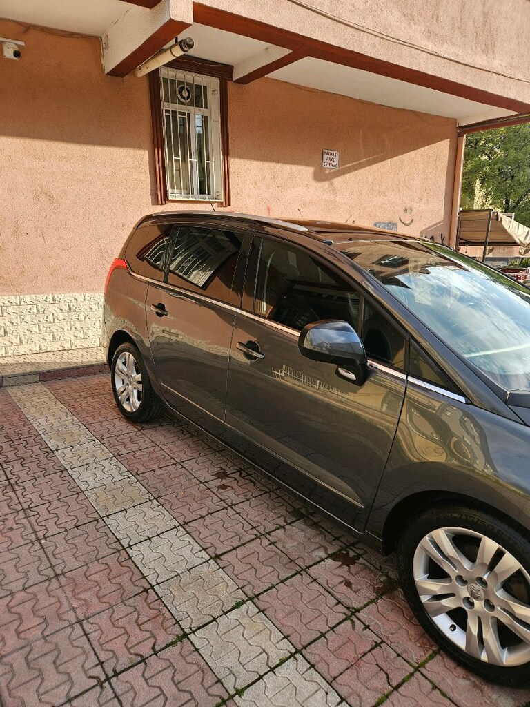 5008 2011 model euro 5 motor - 3