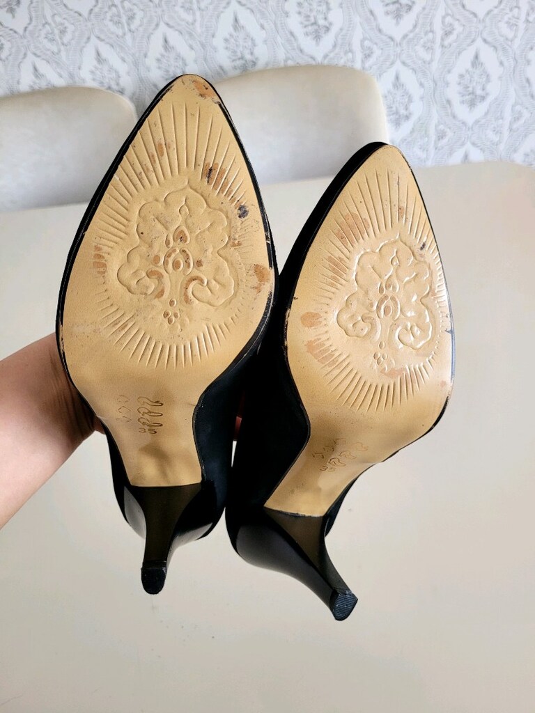 stiletto - 5