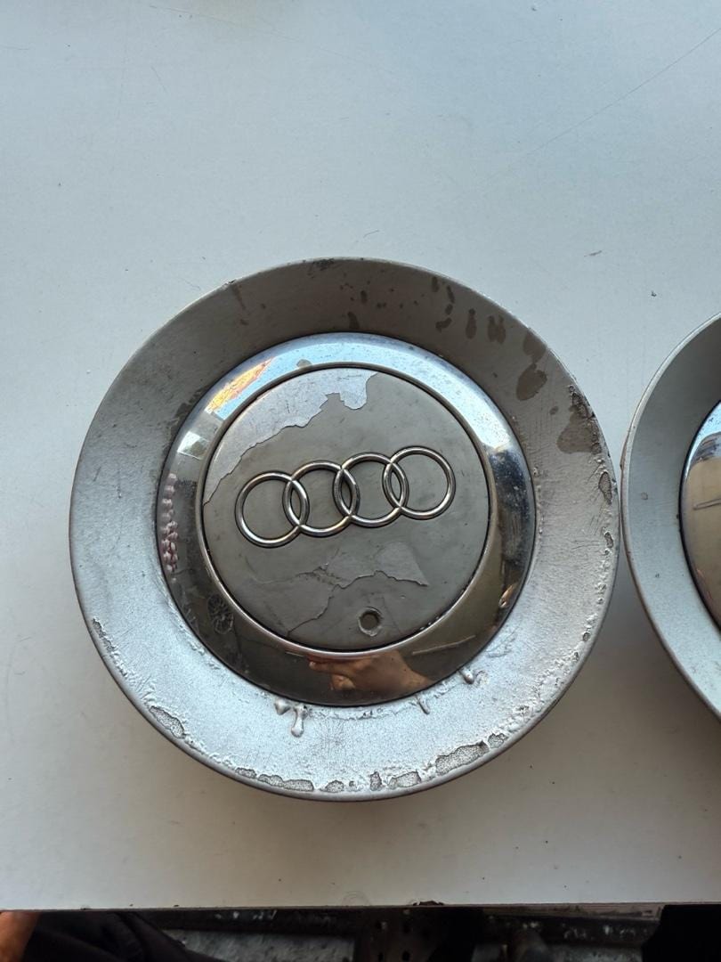 Audi Jant Göbeği - 2