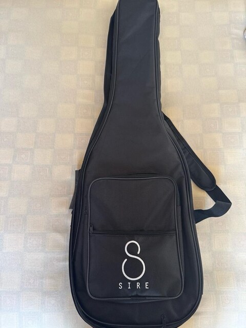 Sire marka elektro gitar fazla temiz