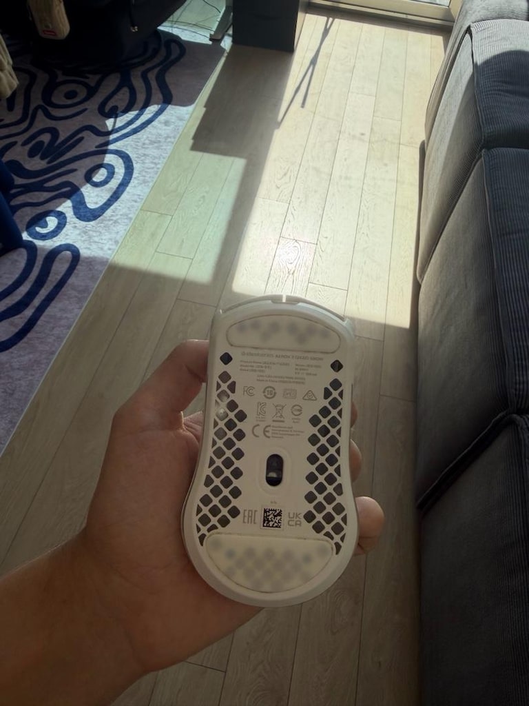 SteelSeries Aerox 3 (2022) Snow | Hafif Oyuncu Mouse - 2