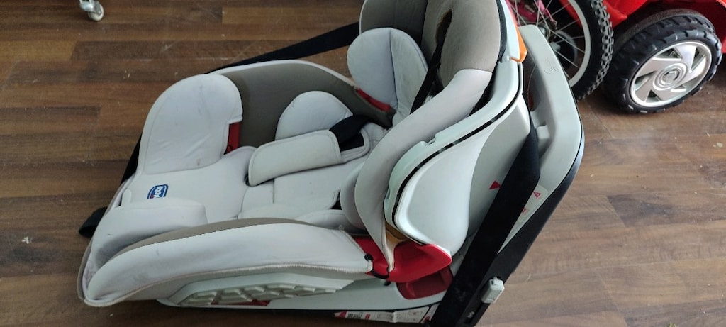 Chicco Youniverse Fix 9-36 kg Oto Koltuğu - 2