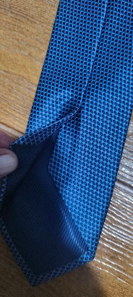 Kravat..Damat ünlü marka..Faturasız..Piyasası pahalıdır, altı az sökük - 6