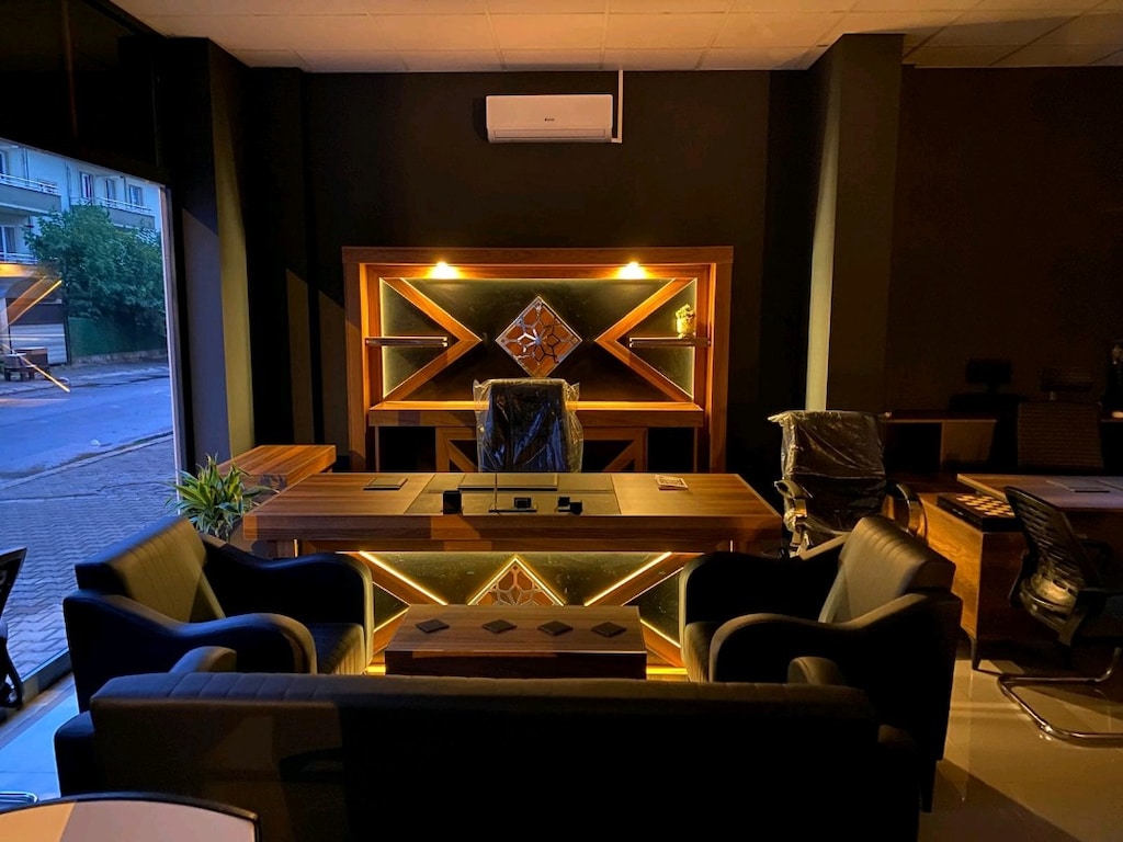 Ofis Mobilyası Makam Odası Büro Takımı - 12