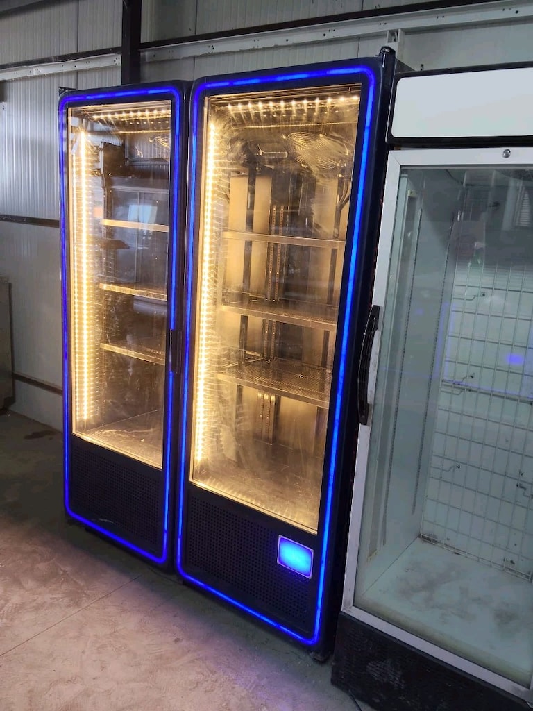 Çift Kapılı İçecek Dolabı – LED Işıklı – Market & Kafe Tipi Soğutucu - 3