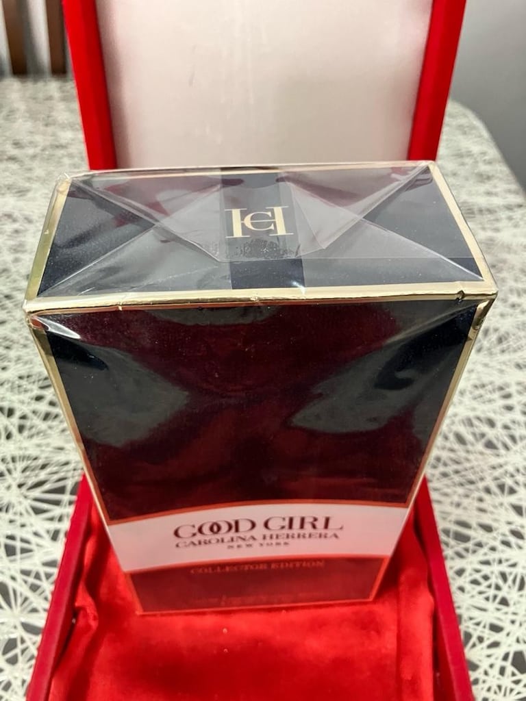Carolina Herrera Good Girl Collector Edition.. - 3