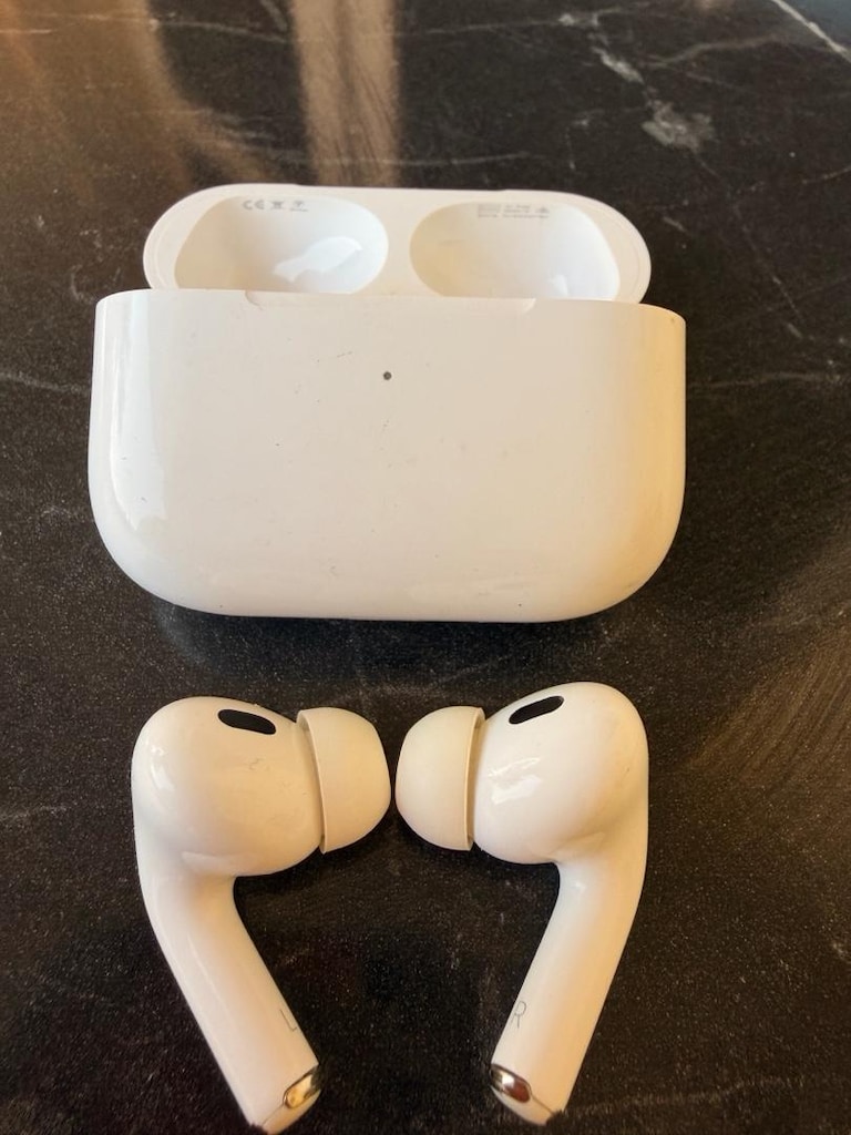 FUBAR Air Pro 2 Bluetooth Kulaklık – Yeni Gibi - 5