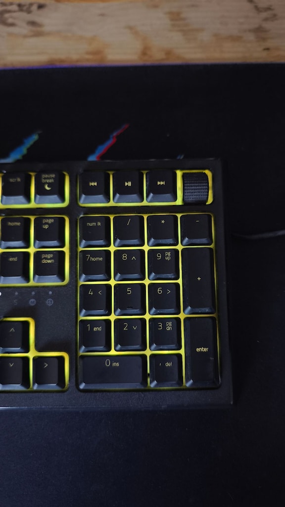 Razer Ornata Chroma V2 Membrane Oyuncu Klavyesi - 3