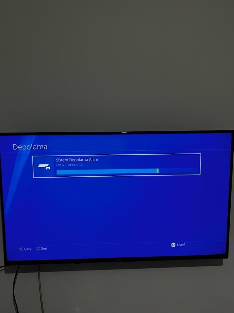 13.04 Ps4 playstation 825 gb depolama yanında pes2021 ve wwe - 6