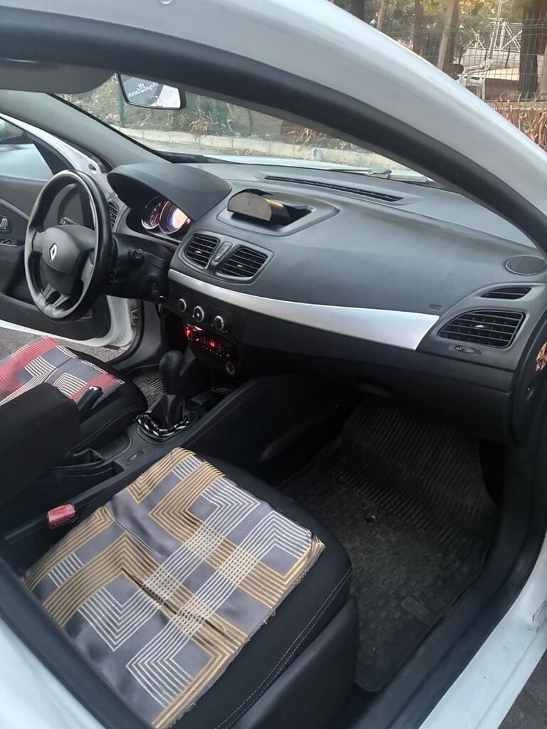 2013 205000 binde Renault fluence - 10