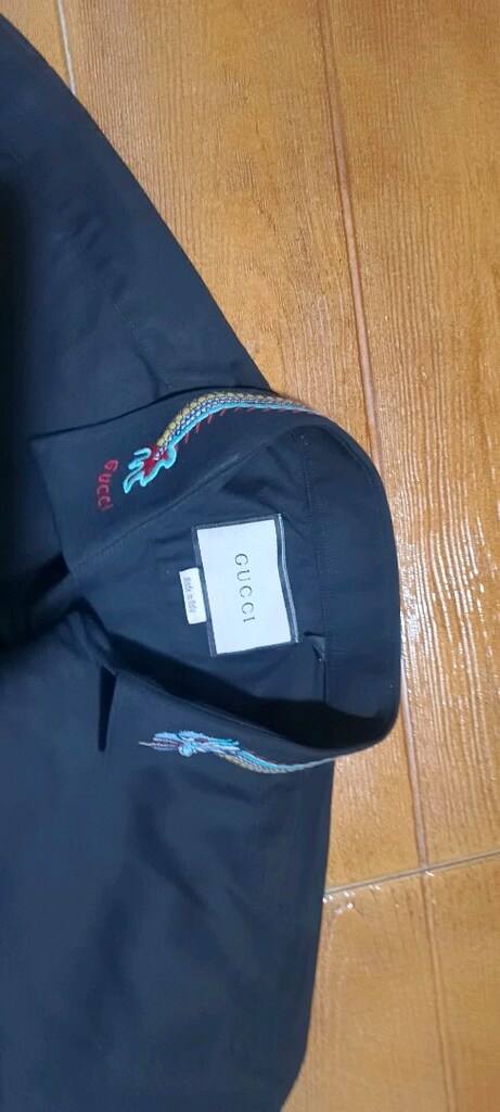 Gucci şık tarz gömlek..Hafif esnek likralı. — görsel 5/13