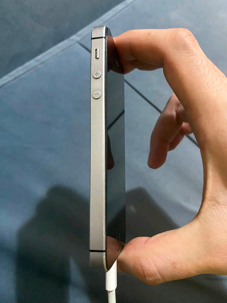 Iphone SE 1.Nesil 16gb - 12