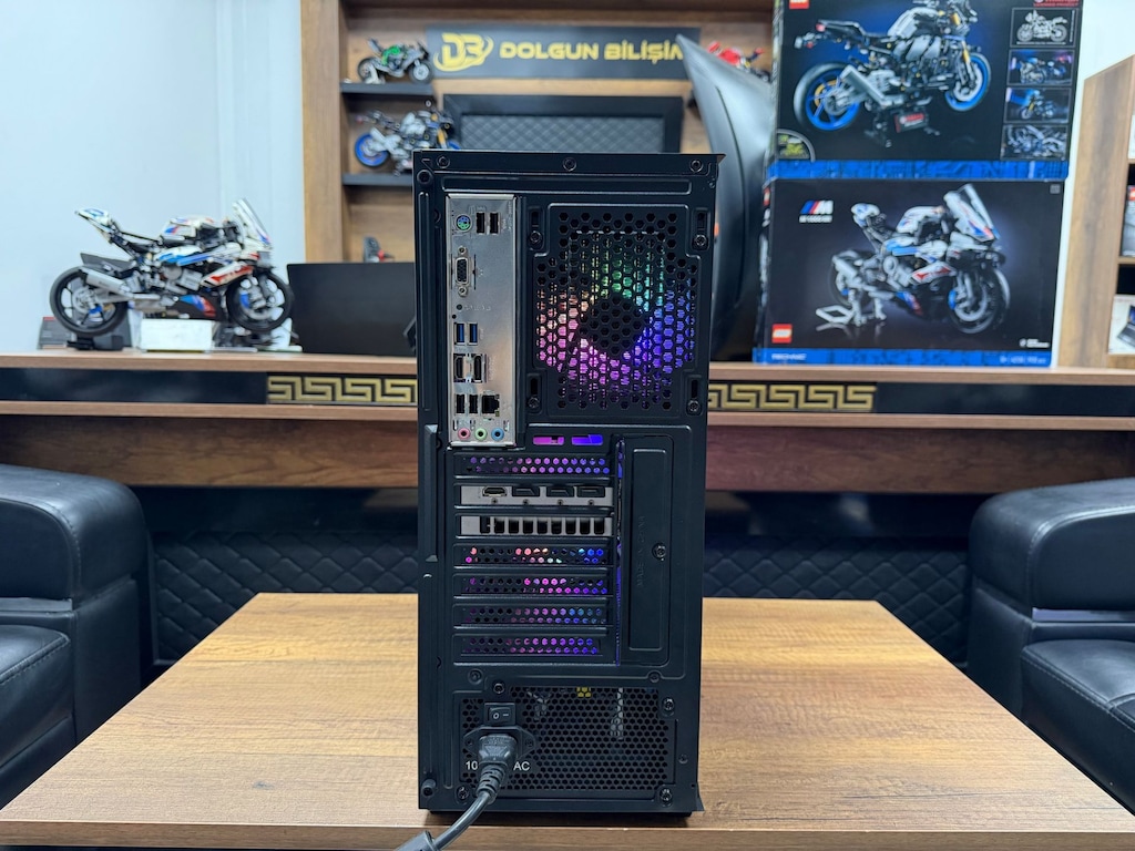 Segotep Axe 5 R5-7500F 16GB DDR5 1TB SSD RTX5070 12GB Gaming Kasa - 4