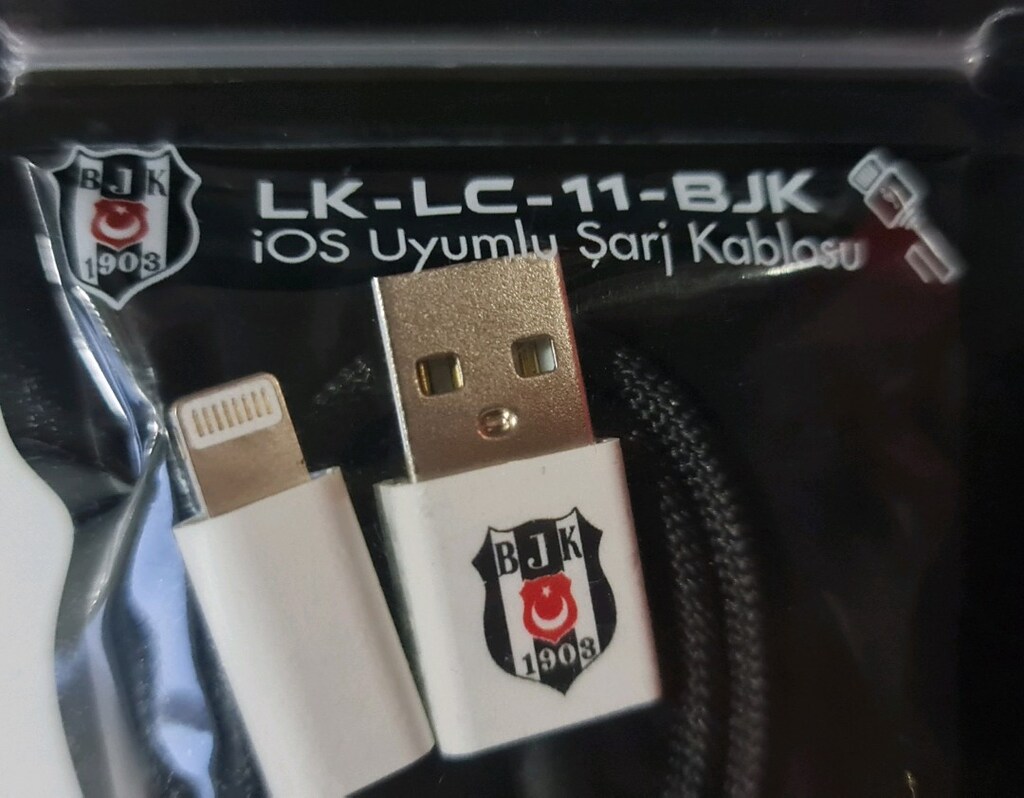 Beşiktaş Lisanslı İOS USB şarj kablosu. Sıfır Beşiktaş lisanslı ürünü - 3