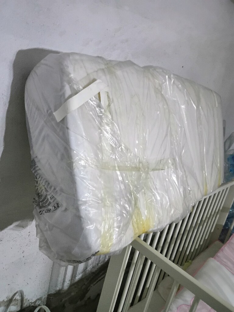 Ahşap bebek beşiği ve bebek yatağı - 7
