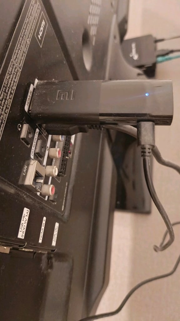 Samsung 40 inç TV + Mi Stick - 5