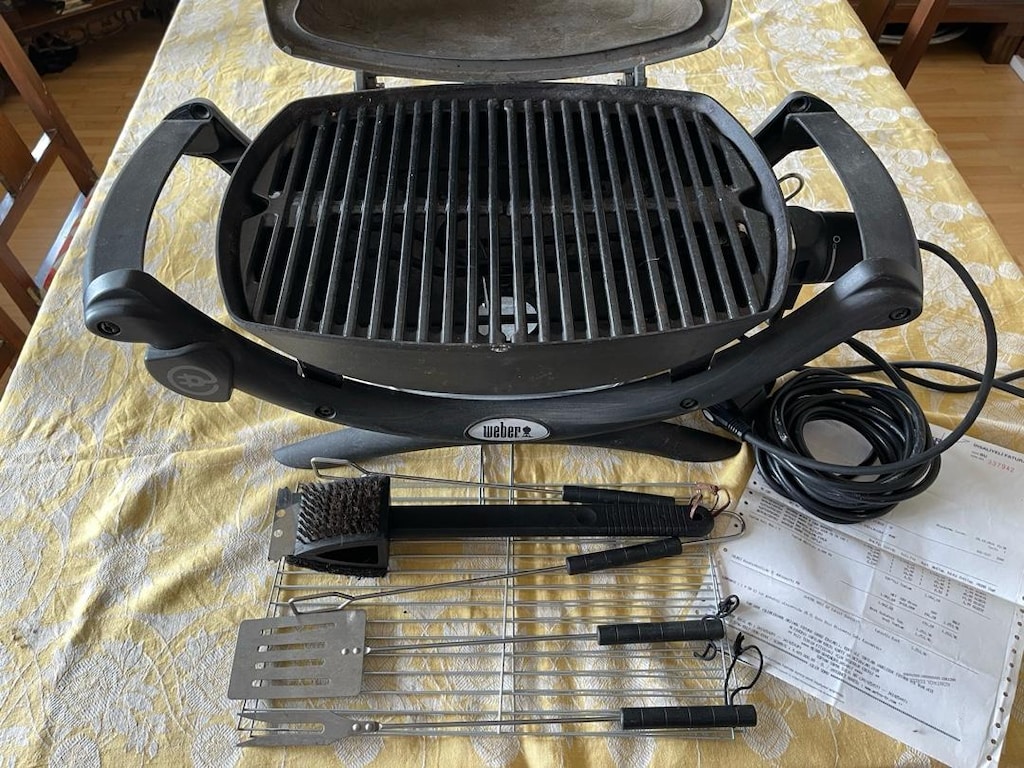 Weber Q1400 Elektrikli Mangal / Barbekü + Aksesuarlar - 3