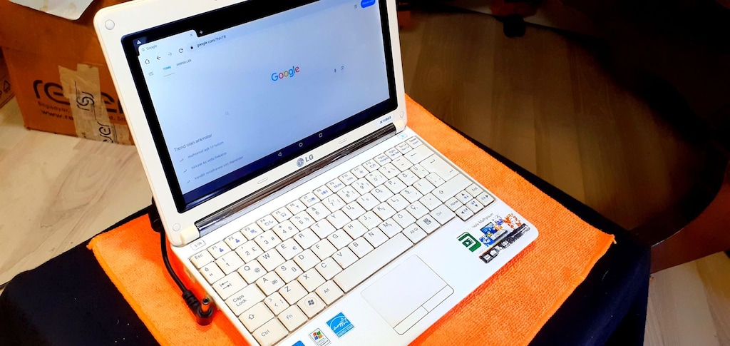 Android Yüklü Laptop-Notebook LG LGX130 - 14