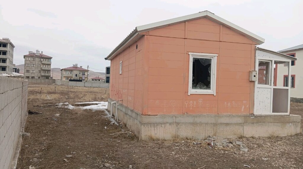 ihtiyactan saflık prafetik ev - 3
